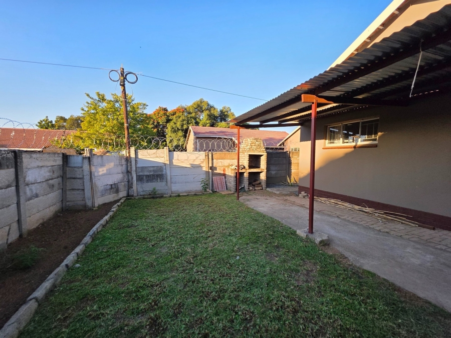 3 Bedroom Property for Sale in Protea Park North West